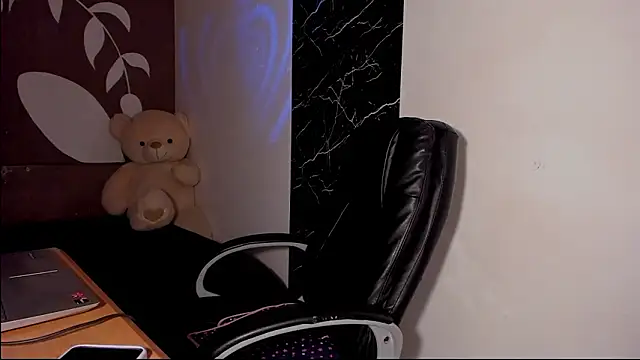 ssofia 25 online show from March 9, 3:42 am