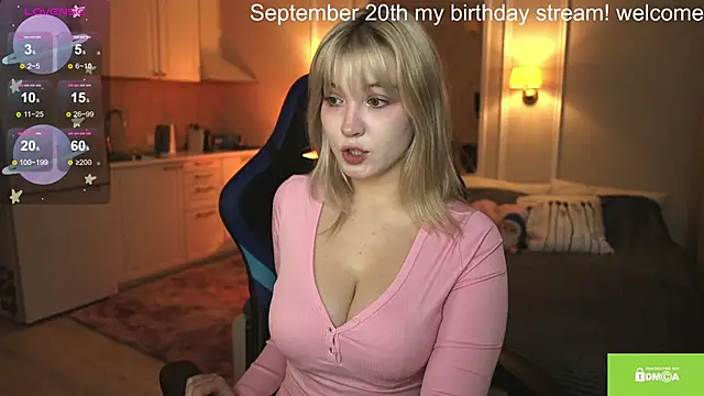 Snapshot of twinkle_toes_ chatting on September 17, 3:54 pm twinkle toes online show from September 17, 3:54 pm