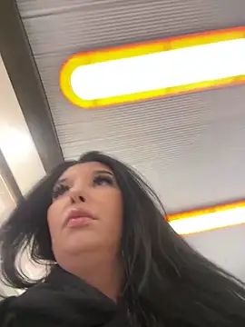 Tisha Busty online show from November 17, 12:39 pm