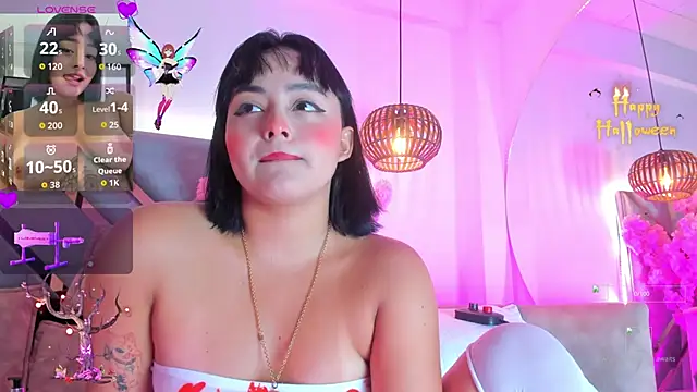 KimVelezz online show from October 22, 7:08 pm