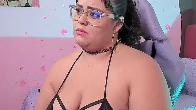 juli 2tyes online show from July 7, 7:23 am
