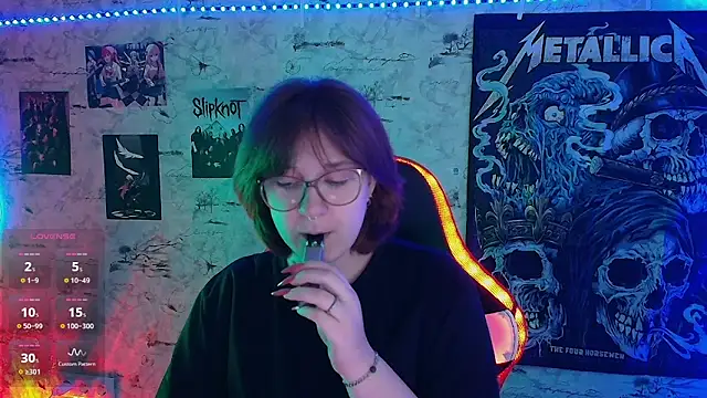 Rudy 02 online show from April 3, 12:36 pm