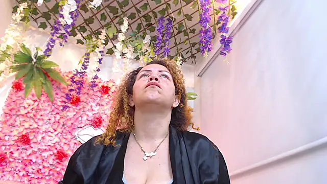 BLONDE SEXYHOT online show from March 15, 12:29 pm