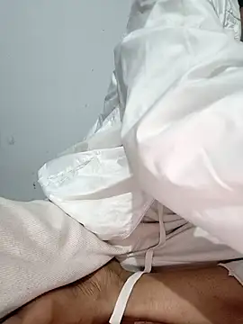 Aimeesha online show from November 15, 11:06 pm