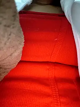 Aimeesha online show from December 3, 9:06 pm