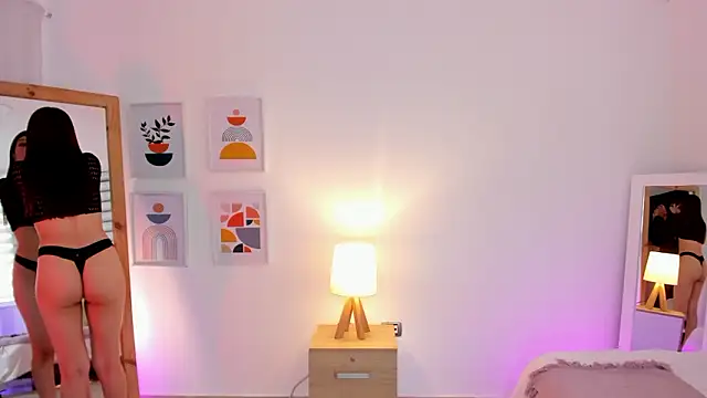 viooletaa online show from January 31, 7:34 pm