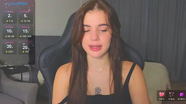 adrianawow1 online show from October 11, 2:16 am