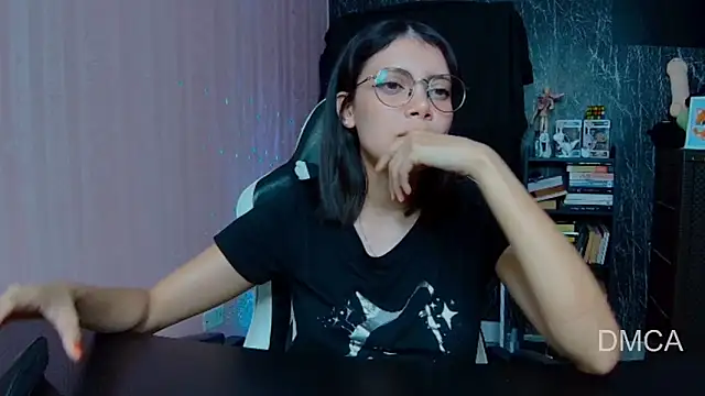 Drea Foox online show from November 10, 2:39 am