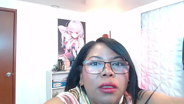 Keilathompson online show from February 25, 10:47 am