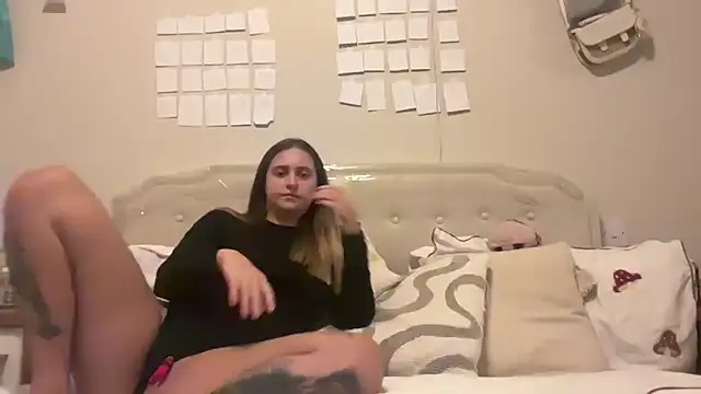 Sexyyduoxx online show from February 16, 7:36 pm