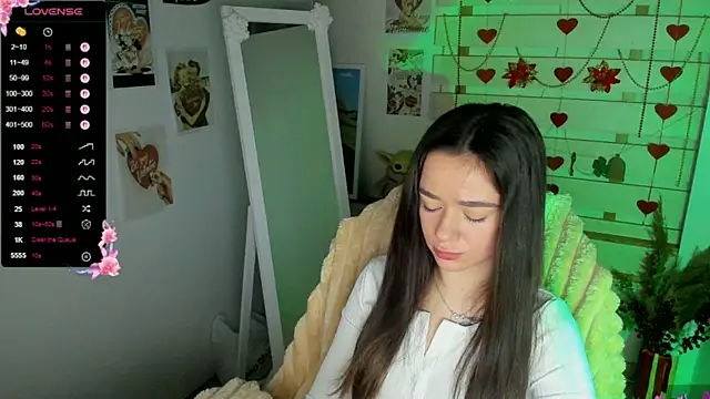 Bella XO online show from February 16, 8:25 am