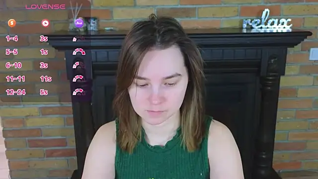 Ellie Sunset online show from March 9, 8:39 am