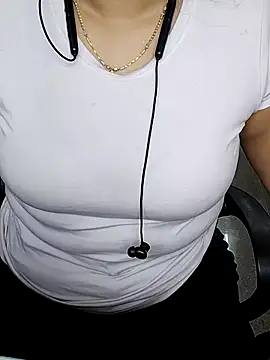 QueenHaryana online show from April 4, 9:41 am