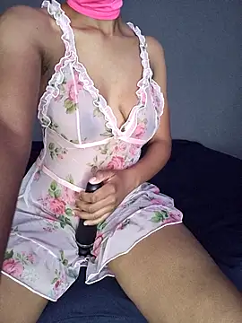 lisa larry88 online show from October 19, 4:47 am