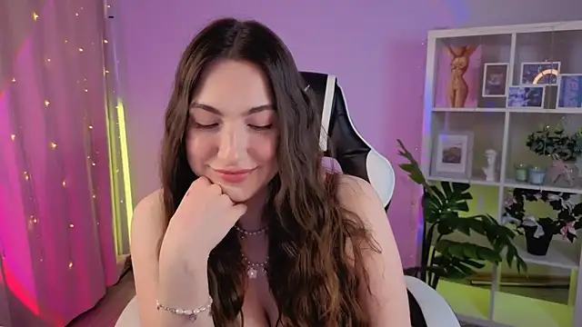 MelissaLovely  online show from May 24, 10:36 am