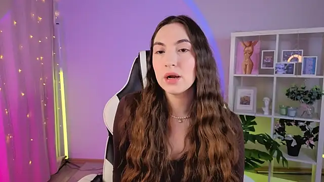MelissaLovely  online show from May 27, 3:58 am