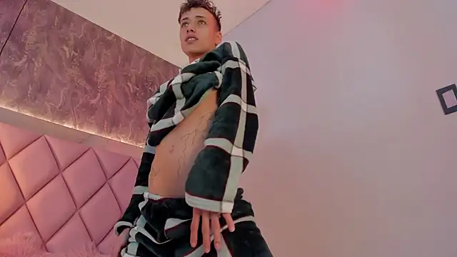 megan 100 online show from June 7, 6:37 pm