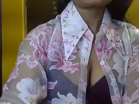 Hot indiangirl online show from October 13, 6:43 pm