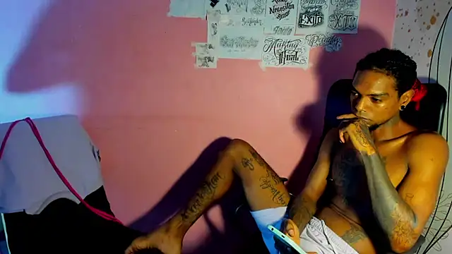 hot ebanospicy online show from April 17, 5:09 am