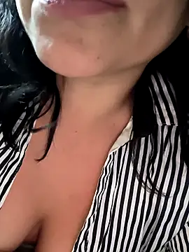 Kasandra02 online show from April 1, 3:40 am