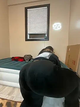 tillymarie34 online show from April 6, 3:39 am