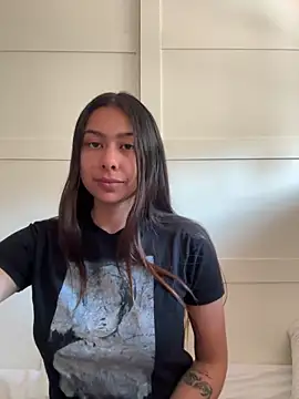 Im sophia1 online show from March 24, 1:16 pm