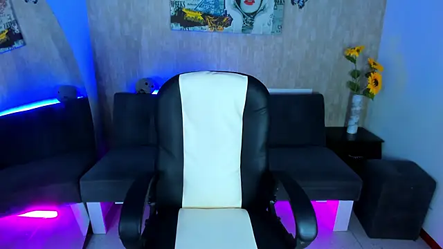 nova sex01 online show from April 7, 8:44 pm