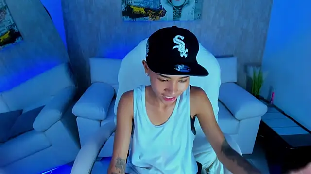 Snapshot of nova_sex01 chatting on October 16, 5:21 am nova sex01 online show from October 16, 5:21 am