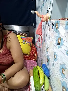 tina8th online show from April 28, 4:33 pm