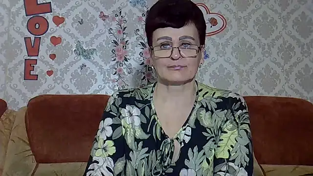 PaulaGolden online show from June 28, 6:47 pm