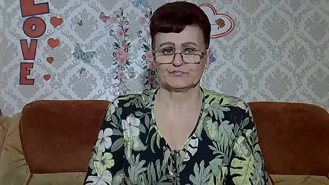 PaulaGolden online show from June 12, 2:58 pm