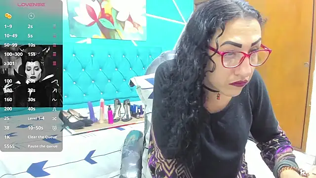 sabrina dupont online show from October 28, 1:06 pm