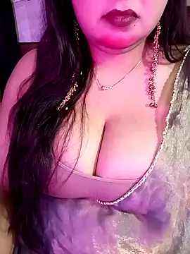 Suhanakhan00 online show from March 26, 8:16 am