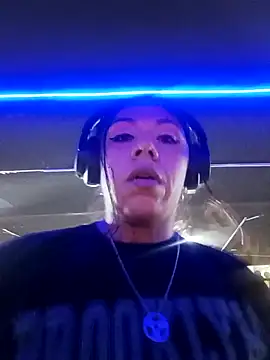 Karenn12 online show from February 27, 2:33 am