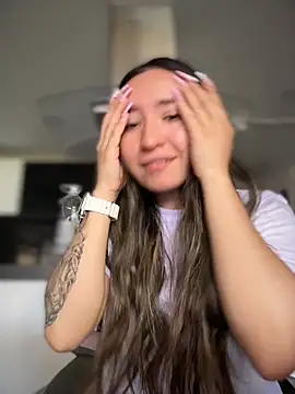 Sophie LS online show from March 7, 2:46 pm