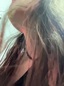 Sophie LS online show from November 4, 2:27 am