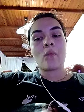 Snapshot of Babe-sofi chatting on October 6, 2:06 am Babe-sofi online show from October 6, 2:06 am