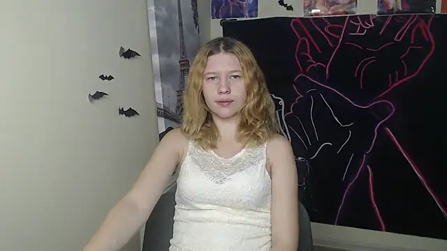 StellaCRL online show from November 20, 7:42 am