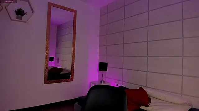 Christine Laam online show from April 18, 12:18 pm