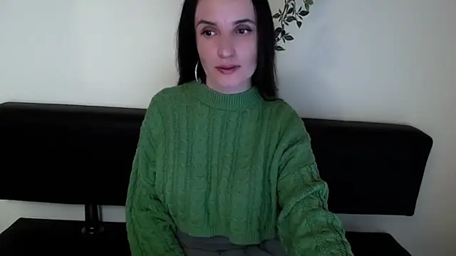 LaimaV  online show from April 13, 9:15 pm