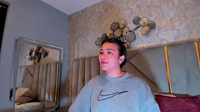 KimDevinne online show from February 11, 2:36 am