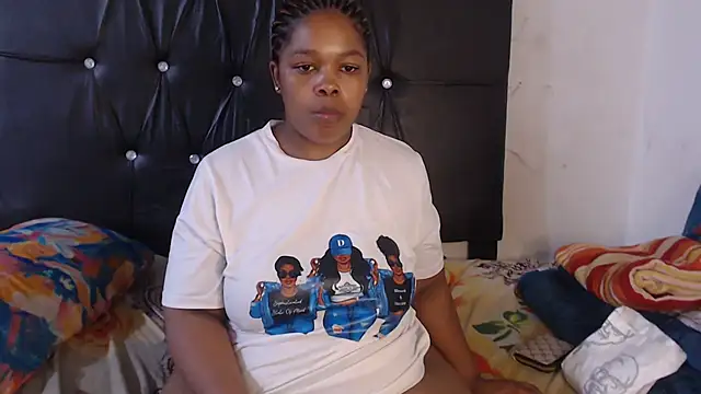 BigbootyNickyx online show from March 14, 9:38 pm