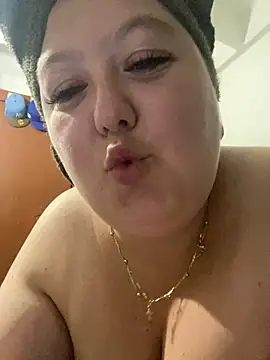 Snapshot of Chloee_Peach chatting on October 8, 4:06 am Chloee Peach online show from October 8, 4:06 am