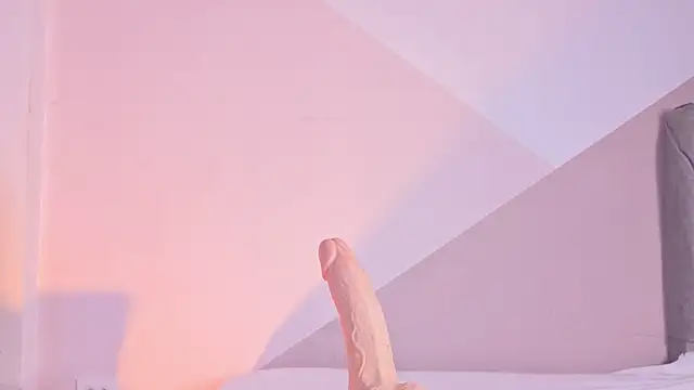 valeriavibes online show from July 5, 7:30 pm
