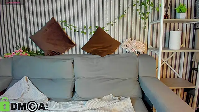 Little Chips online show from June 3, 5:29 pm
