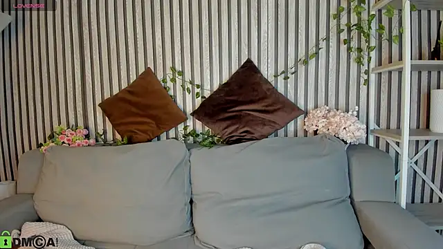 Little Chips online show from June 9, 5:23 pm