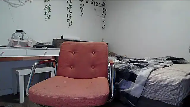 Kittyymaze1 online show from November 28, 1:25 pm