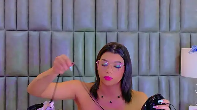 TiaraRosse online show from February 27, 2:06 pm