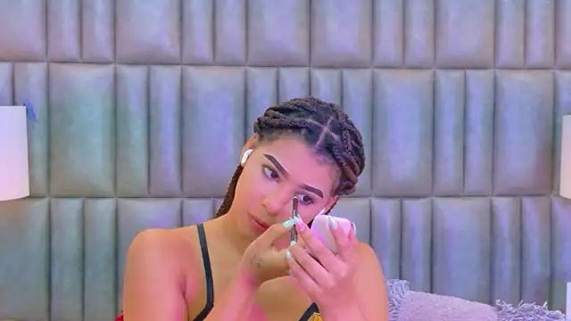 TiaraRosse online show from February 14, 4:14 am