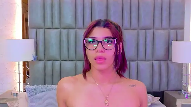 TiaraRosse online show from July 24, 12:47 pm